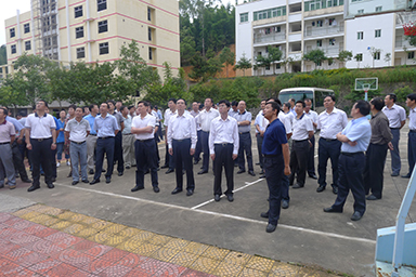 南平市市委書記裴金佳、市長(zhǎng)林寶金率市委市政府全部領(lǐng)導(dǎo)及各市縣主要領(lǐng)導(dǎo)一行蒞臨我公司視察指導(dǎo)